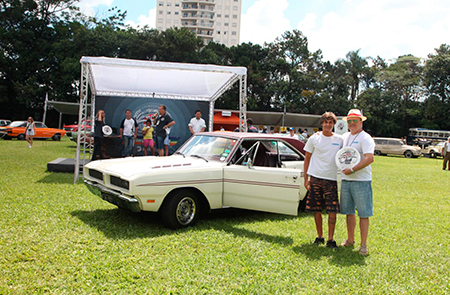 Dodge Charger R/T 1977 – Pedro Horn – premiado na categoria Geração Disco (veículos entre 1974 e 1982)